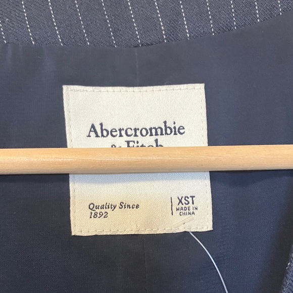 Abercrombie & Fitch Mara Vest Pinstripe Button-Front Navy Mini Dress - Picture 2 of 6